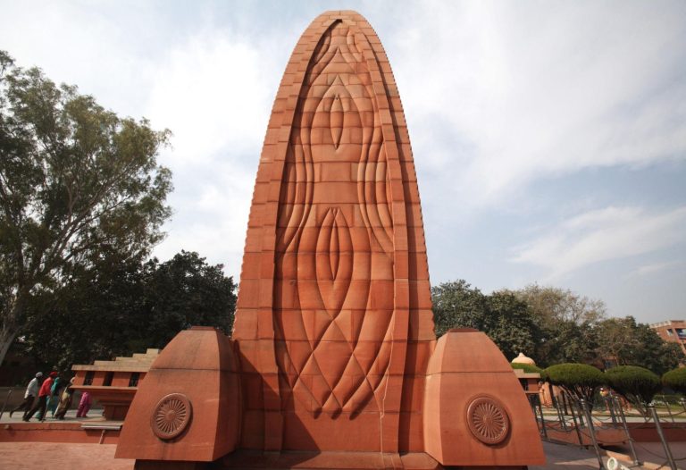 delhi-amritsar-dalhousie-dharamshala-tour-6n-7d-3